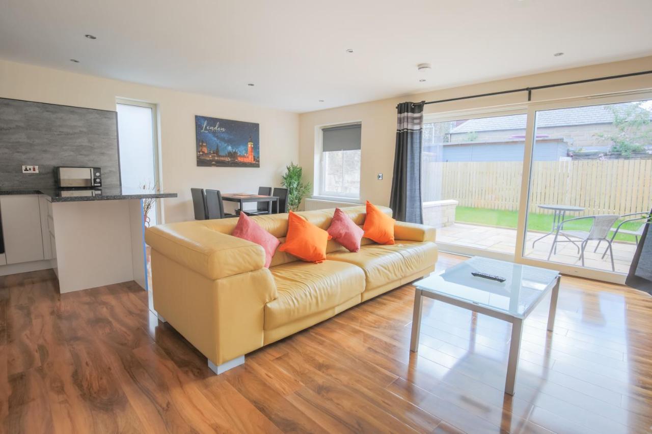 Stylish Modern Newly Built 15 Min From Centre Appartement Édimbourg